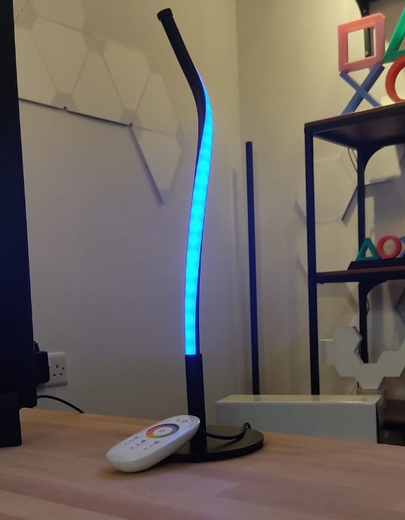 مصباح طاولة LED حديث بتصميم حلزوني مع 3 أوضاع ألوان و10 مستويات سطوع للمكتب وطاولة السرير وغرفة المعيشة وغرفة النوم والمكتب | 129389 |